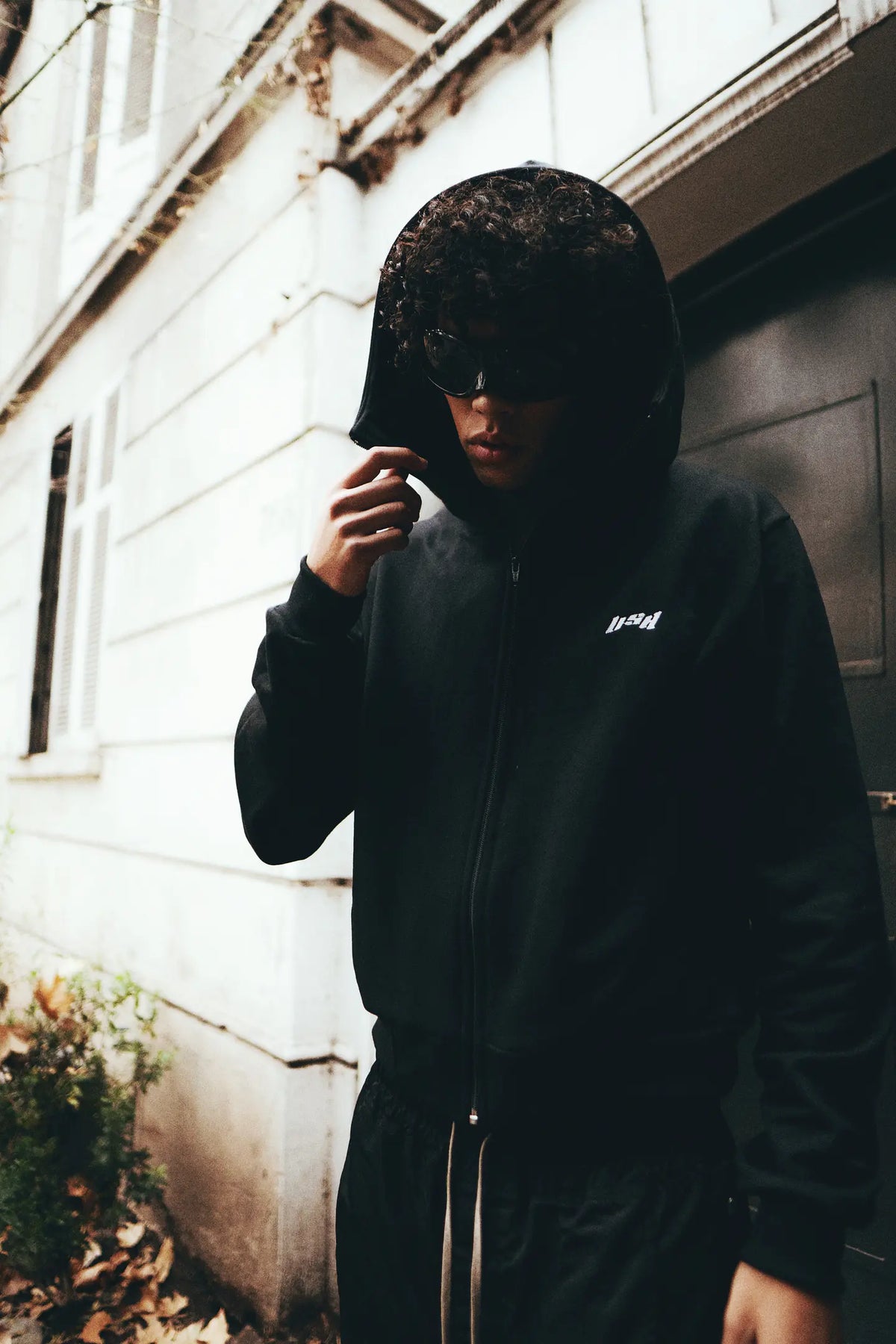 Turtl Hoodie Dark Shine