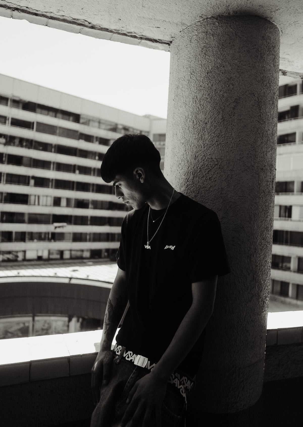 ICON Tee Black
